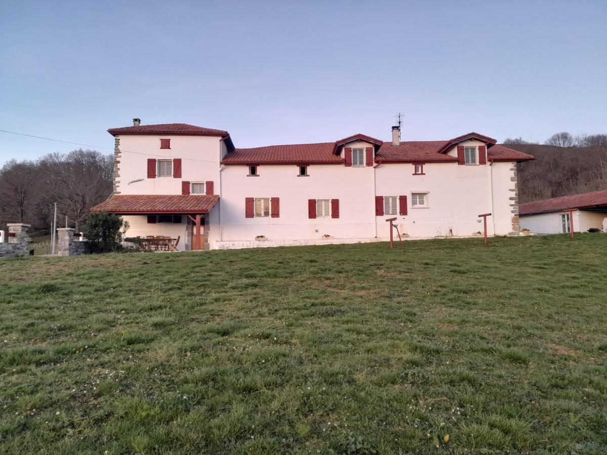 Suhescun Gite A La Ferme Larranda מראה חיצוני תמונה